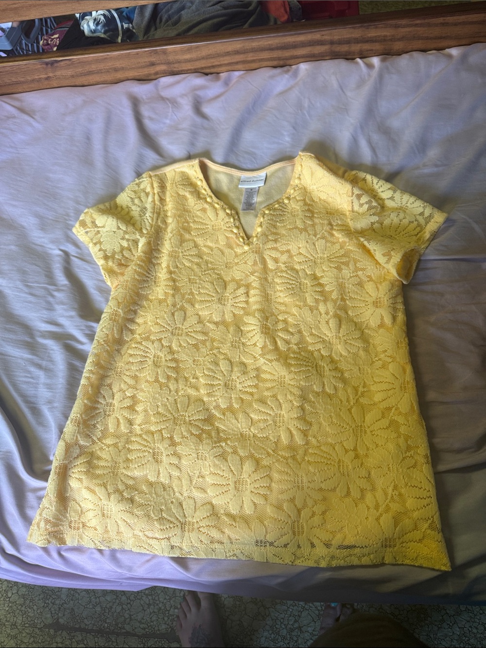 Alfred Dunner Yellow Lace Short Sleeve Tank Top